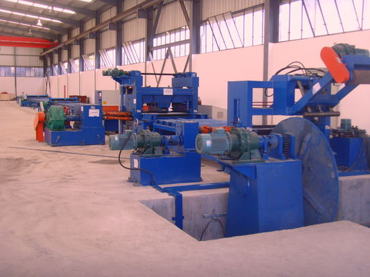 Altas cadena de producción del polo ligero del palo/cortadora económicas para el polo ligero 12000m m