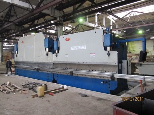 Máquina de flexión de placas hidráulicas CNC de doble enlace para línea de producción de postes luminosos