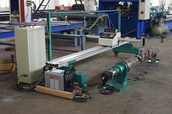 Máquina de corte de puertas de postes ligeros de 2500 mm, máquina de corte de puertas de postes ligeros de plasma CNC