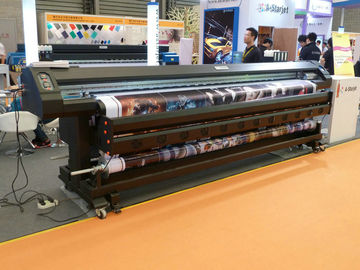 La impresora solvente 77802L del formato grande de 4 colores dobla echado a un lado para la bandera de la flexión