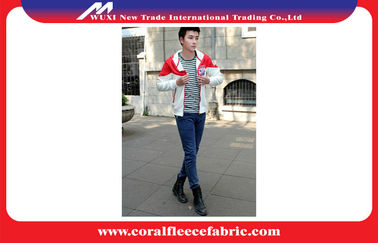 Chaquetas al aire libre para hombre encapuchadas, capa apta del paño grueso y suave del hombre de la piel popular para el invierno u otoño
